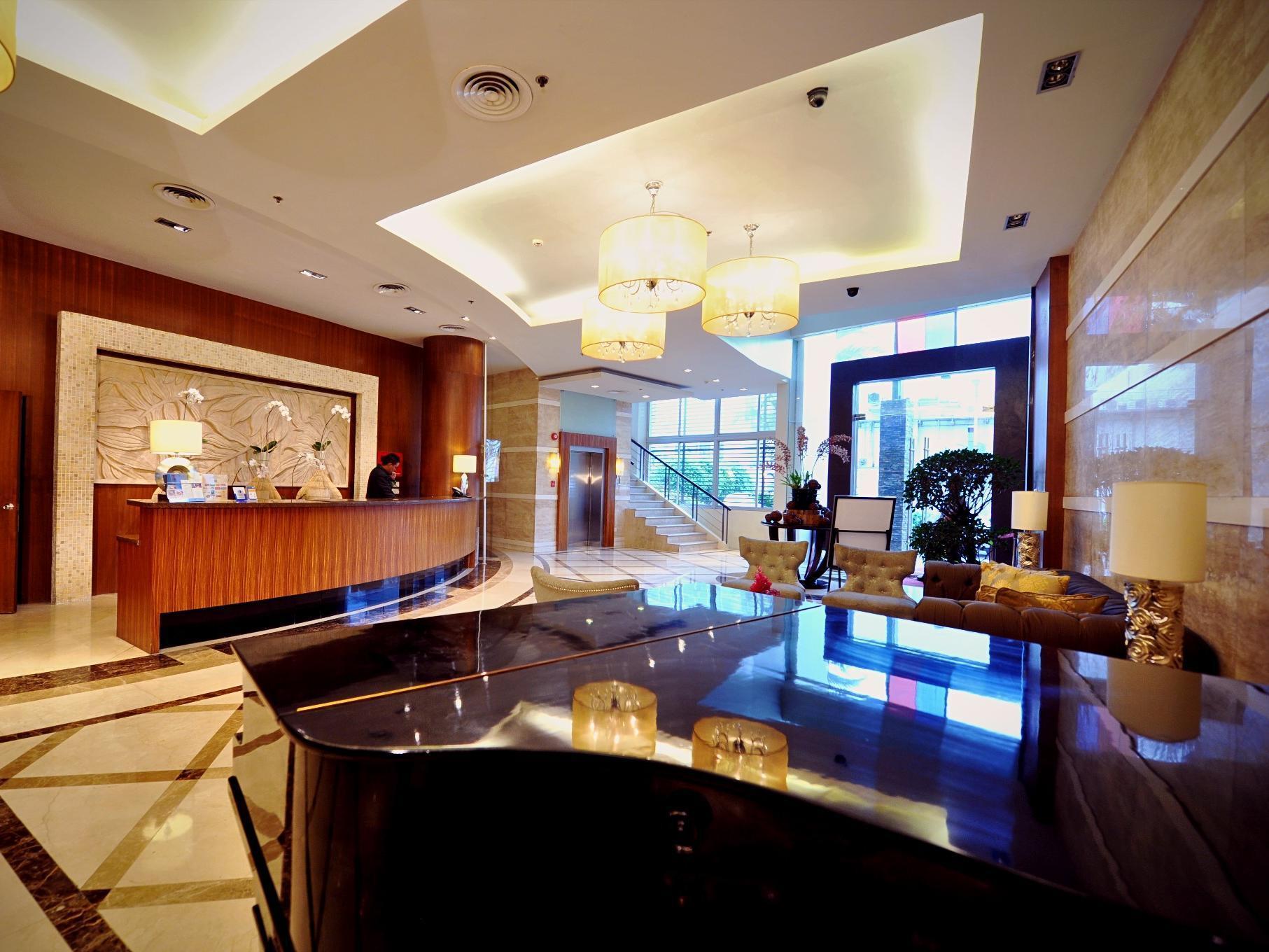 The Avenue Plaza Hotel Naga  Εξωτερικό φωτογραφία