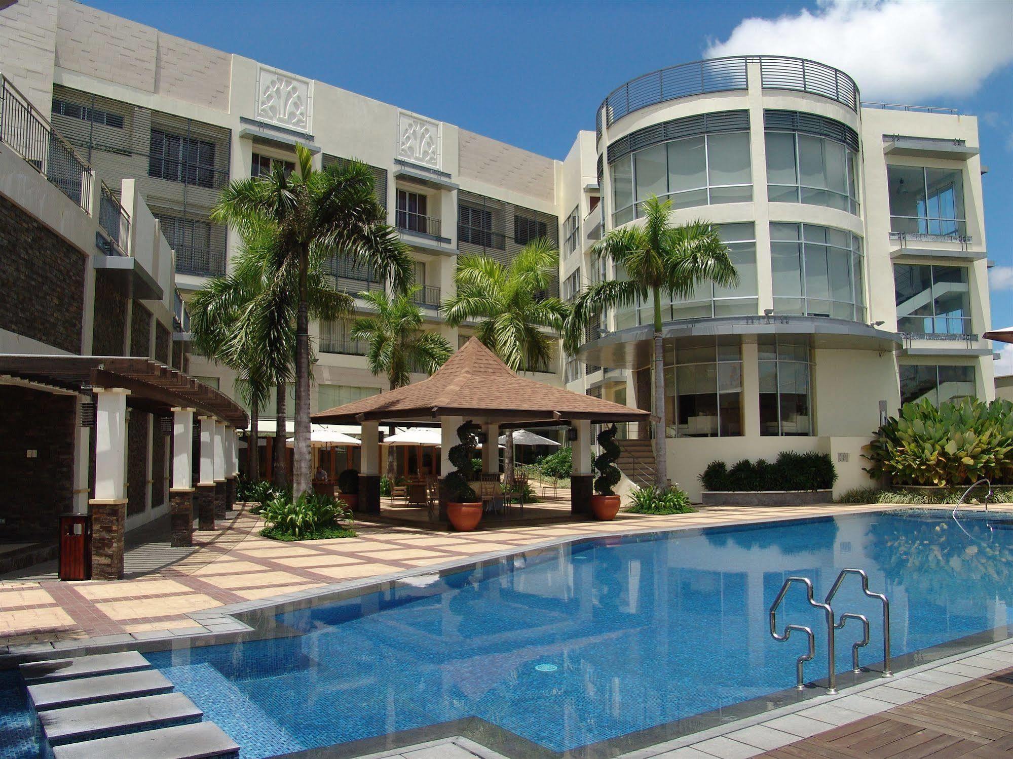 The Avenue Plaza Hotel Naga  Εξωτερικό φωτογραφία
